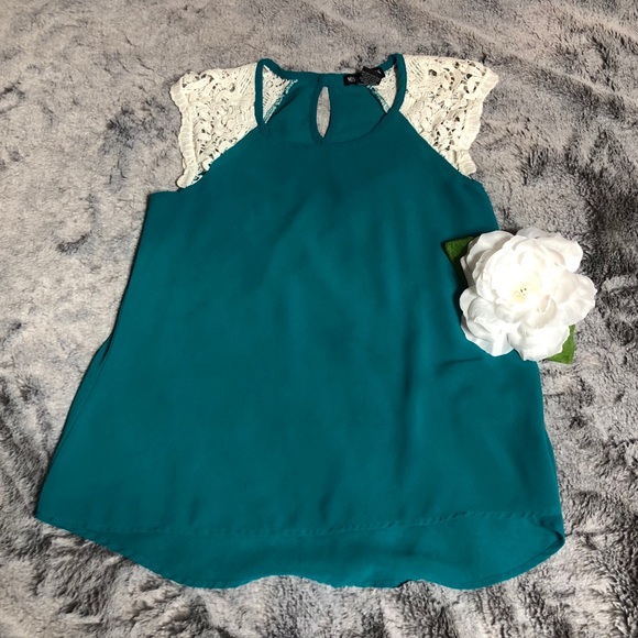 Miss Chievous Teal Green Top w/ Lace Sleeves XS - Picture 4 of 9